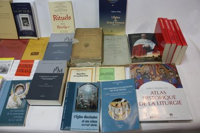 [LITURGIE HISTOIRE DE L’EGLISE]. Environ...
