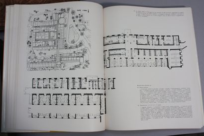 [ARCHITECTURE]. 9 volumes.
-Arquitectura...