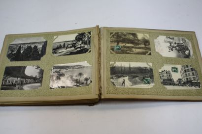 ALBUM DE CARTES POSTALES ANCIENNES. Environ...