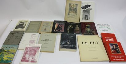 VELAY LE PUY VIERGES NOIRES. 18 volumes ou...