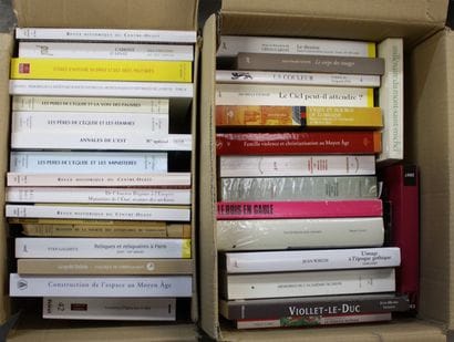 HISTOIRE & HISTOIR DE L’ART. 2 cartons, environ...