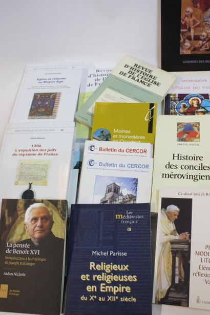 [LITURGIE HISTOIRE DE L’EGLISE]. Environ...