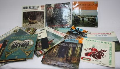 [CHASSE]. 30 disques 33 tours de musiques...