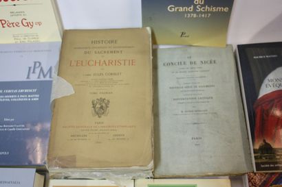 [LITURGIE HISTOIRE DE L’EGLISE]. Environ...