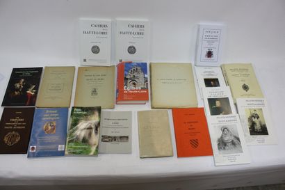 [BRIOUDE HAUTE-LOIRE]. 17 volumes : 
Cahiers...