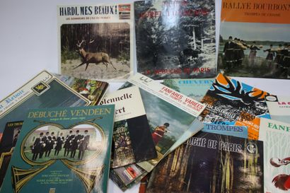 [CHASSE]. 30 disques 33 tours de musiques...