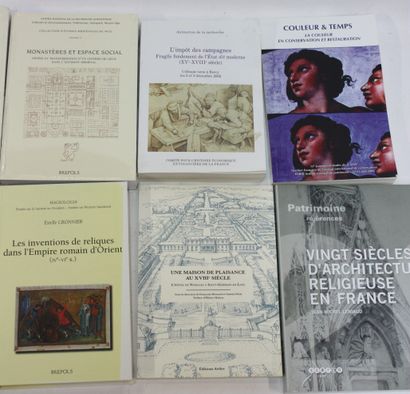 [HISTOIRE HISTOIRE DE L’ART]. 10 volumes,...