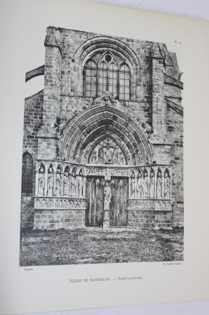 [HISTOIRE DE L’ART]. Environ 30 volumes,...