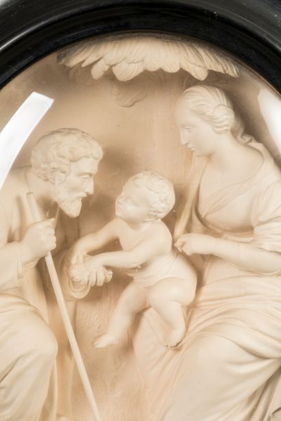 Modern School

The Holy Family

Oval plaster...