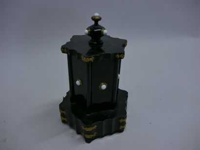 Nice set of 7 musical cigar humidors. Late...