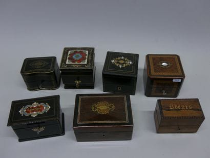 Beautiful set of 7 boxes (including 5 scent...