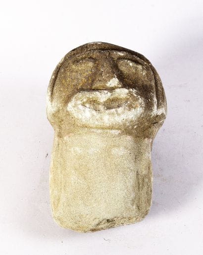 Folk art
Man's head
Limestone sculpture
height...