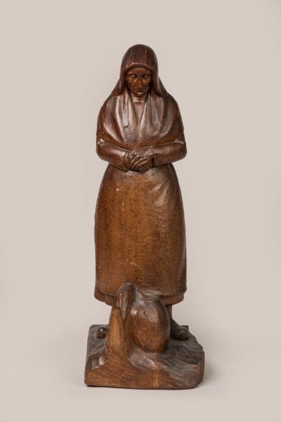 MABRU Raoul
Woman 
Sculpture in natural wood...