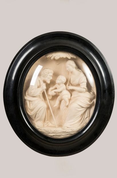 Modern School

The Holy Family

Oval plaster...