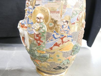 JAPAN, 20th century
Pair of Canton porcelain...