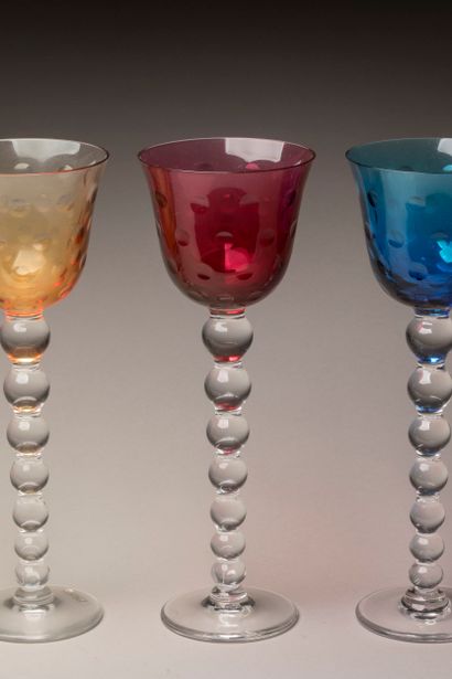 SAINT-LOUIS

Six stemmed glasses, 