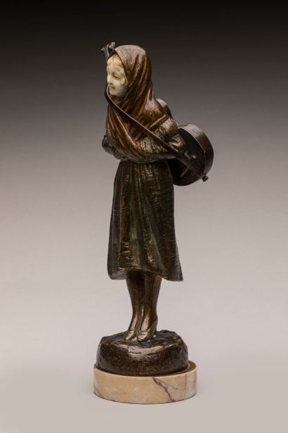 RICHARD R. (early 20th century)
young girl...