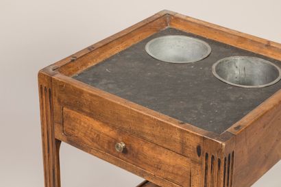 Louis XVI style refreshment table 

In molded...