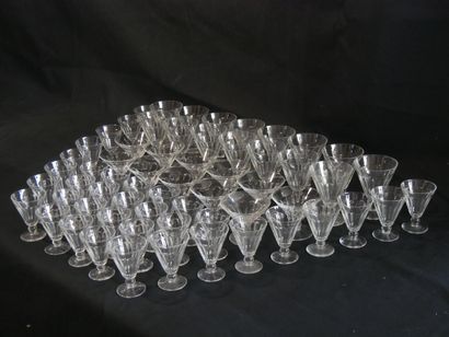 Set of crystal glasses: - 18 white wine glasses...