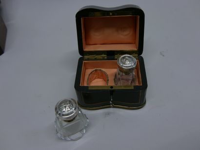 Beautiful set of 7 boxes (including 5 scent...