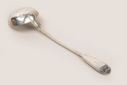 Louche en argent, modèle filet contour, gravée...