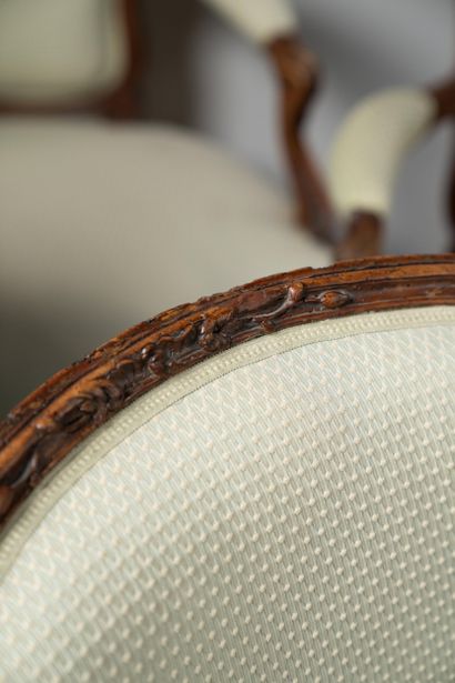 Suite of six cabriolet-back armchairs in...