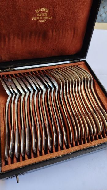 Twelve pieces of 950°/°° silver flatware,...