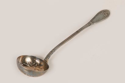 Cuillère à saupoudrer en argent, poinçon...