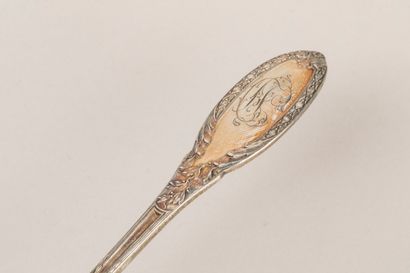 950°/°° silver salad server in the Louis...