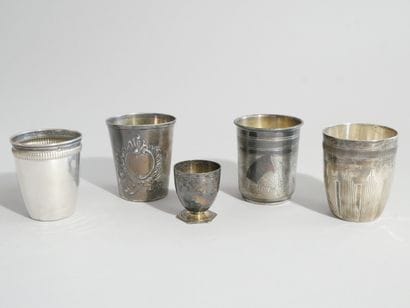 Four silver kettledrums and an egg cup
Weight...