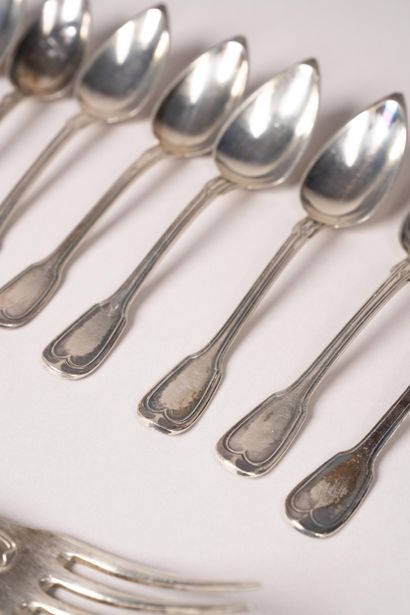 Silver set including : 
13 teaspoons 
1 table...