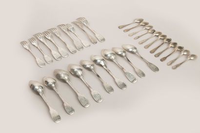 5 couverts possiblement en argent filets...