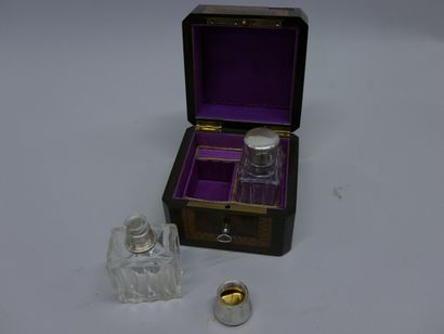 Beautiful set of 7 boxes (including 5 scent...