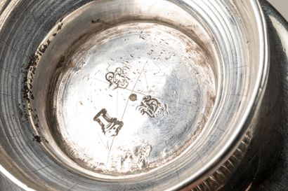 Timbale tulipe en argent XVIIIe siècle, Mo...