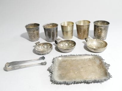 Silver set including five kettledrums, sugar...