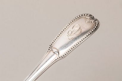 Ensemble en argent 950°/°° 

Comprenant :...