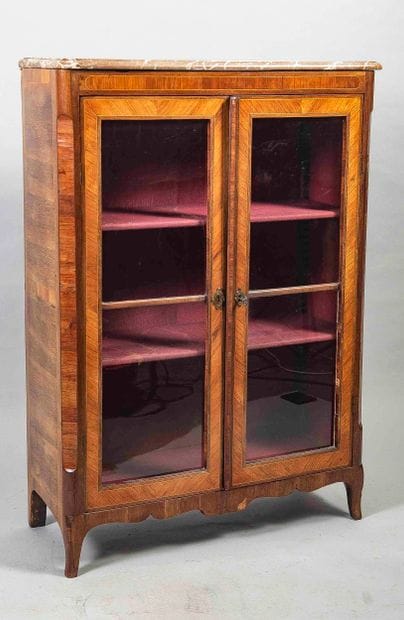 Rosewood veneer in amaranth frames, opening...