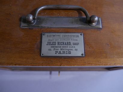 Metal and brass recording barometer in rectangular...