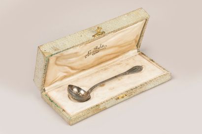 Cuillère à saupoudrer en argent, poinçon...