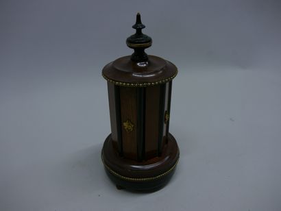 Nice set of 7 musical cigar humidors. Late...