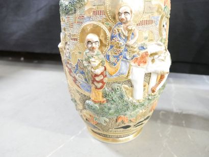 JAPAN, 20th century
Pair of Canton porcelain...