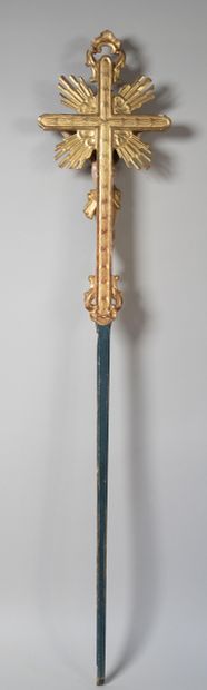 Processional cross in carved, gilded and...