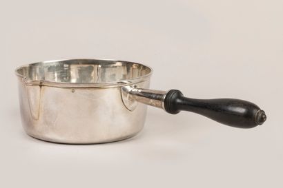 950°/°° silver saucepan, plain with pouring...