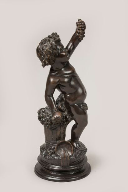 Angelot with a bunch of grapes,
Bronze with...