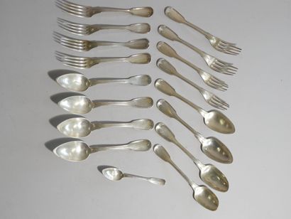 8 pieces of silver flatware (950 thousandths),...