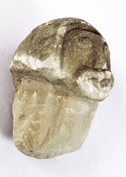 Folk art
Man's head
Limestone sculpture
height...