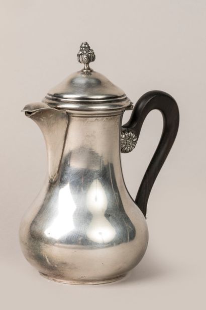 Pot à lait en argent (950 millièmes), la...
