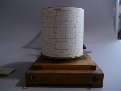 Metal and brass recording barometer in rectangular...