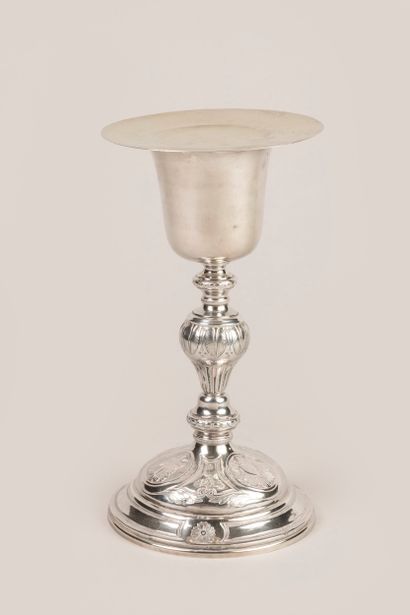 Baluster-shaped chalice in 950°/°° silver...