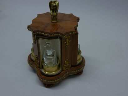 Small composite lot (Boulle inlaid bellows,...